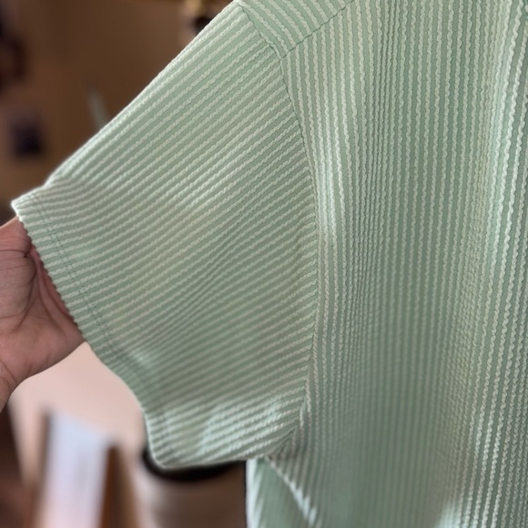 ANDREE BY UNIT Light Green Short Sleeve Ribbed Top - Picture 4 of 6